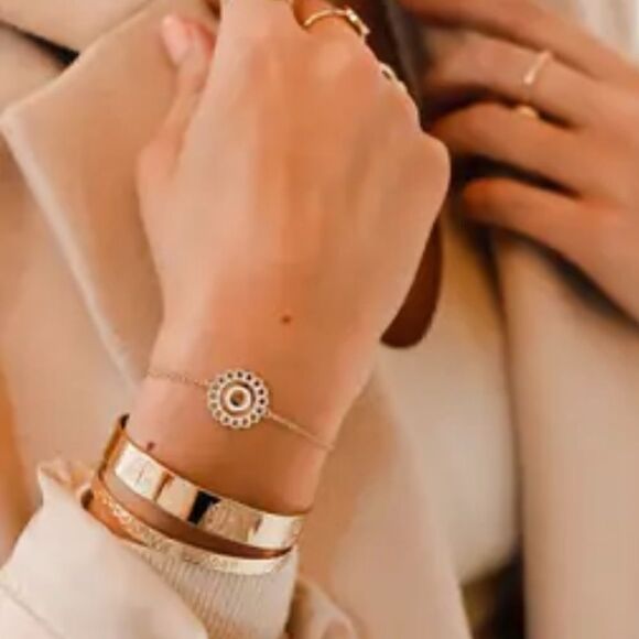 Elsa Leigh Funny Cuff Gold Bracelet - Picture 1 of 5